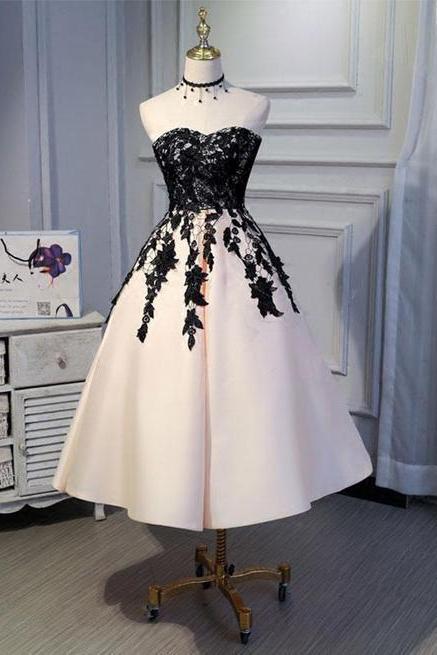 Pd803013 Charming Prom Dress,Appliques Evening Dresses,Satin Homecoming Dresses,Sweetheart Prom Gown