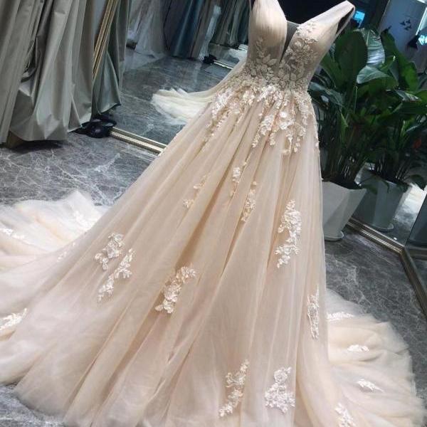 Champagne Prom Dresses for Women 2022 Tulle V-Neck Formal Dress Ball Gown