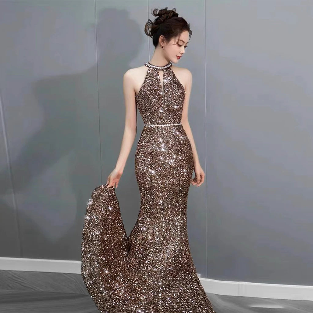 Shimmering Floor-length Sequin Gown With Train on Luulla